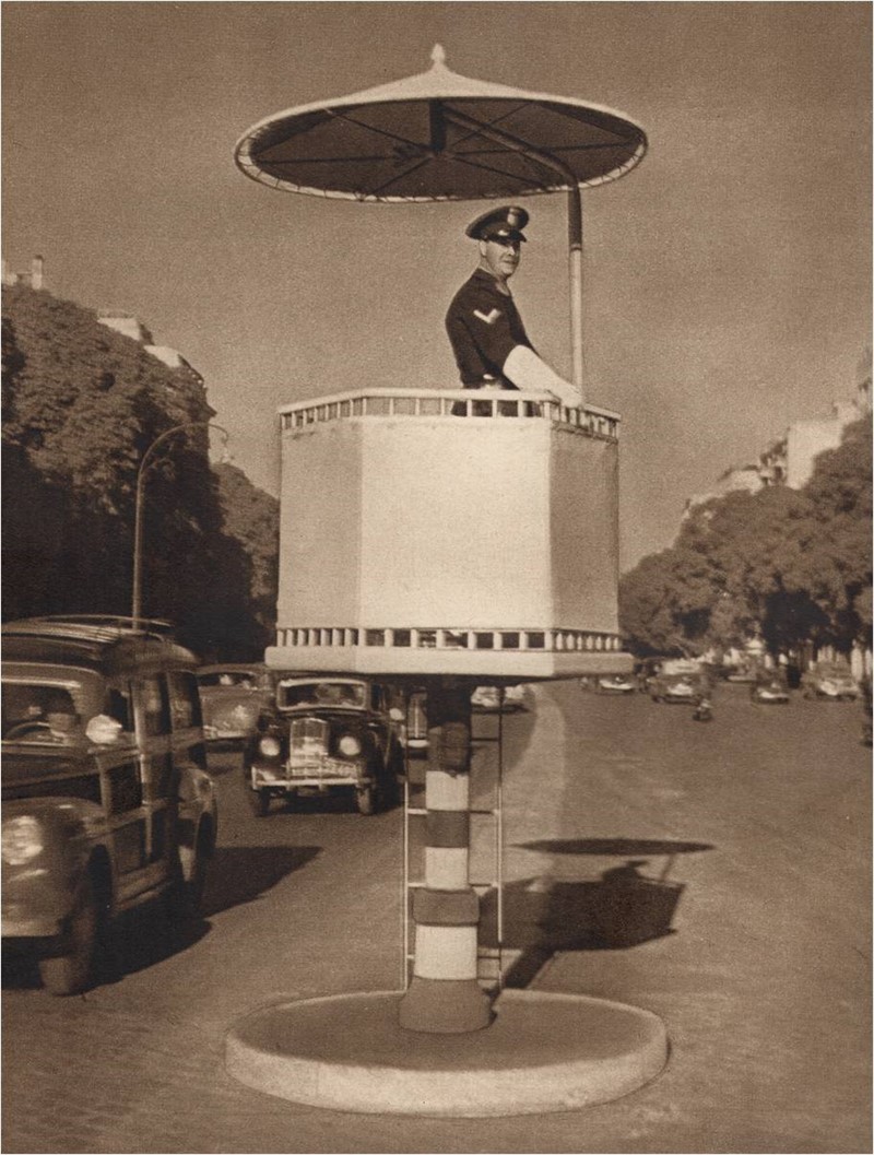 Živý semafor | Foto: Muzeum jihovýchodní Moravy Zlín, Archiv H+Z, autor: Jiří Hanzelka a Miroslav Zikmund