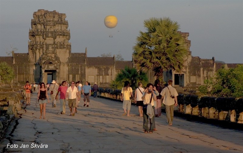 Dnešní Angkor činí turistům, co jim na očích vidí.