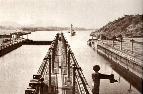 Plavební komory Panamského průplavu | Foto: Muzeum jihovýchodní Moravy Zlín, Archiv H+Z, autor: Jiří Hanzelka a Miroslav Zikmund
