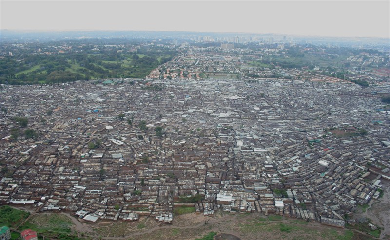 Problematika slumů bude provázet 21. století. Už v nich bydlí miliarda lidí.
