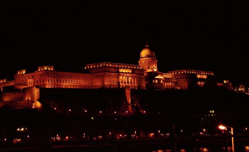 Osvětlený Budínský hrad