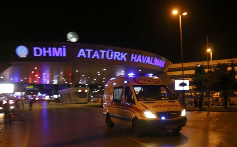 Zatím poslední teroristický útok v Turecku byl namířen proti Ataturkovu letišti v Istanbulu.