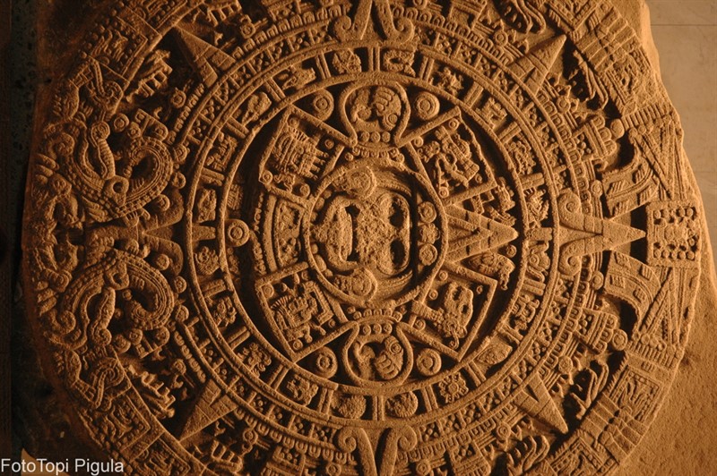 Slavný aztécký kalendář