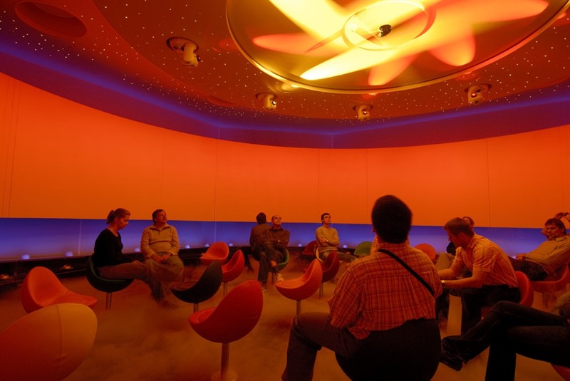 Výuková místnost v muzeu slouží k pochopení manipulace světlem