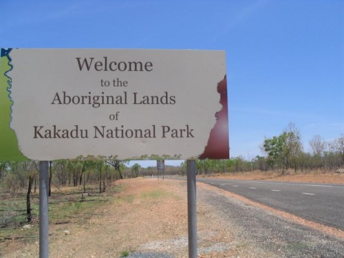 Zdejší země patří aborigincům. | http://kakadusnationalpark.weebly.com/