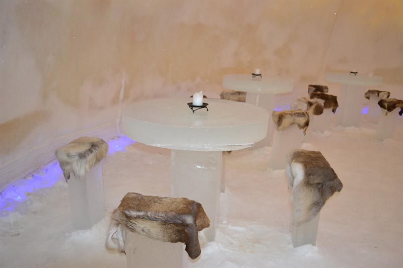 Ledový hotel za severním polárním kruhem